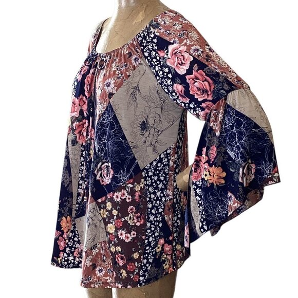Naif Mixed Print Floral Patchwork BOHO Peasant Top Sz L #21M - Picture 3 of 7